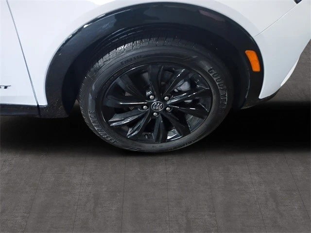 2025 Buick - Image 10 of 12
