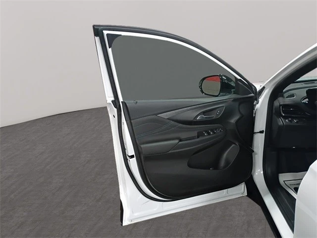 2025 Buick - Image 11 of 12