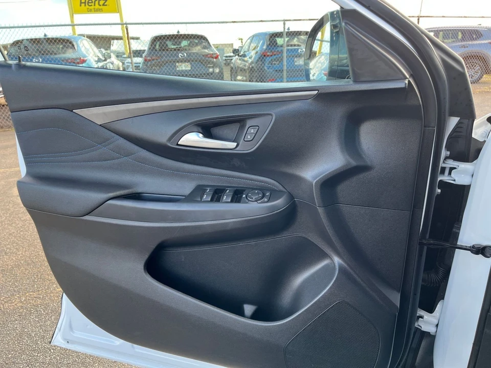 2025 Buick Envision - Image 20 of 31