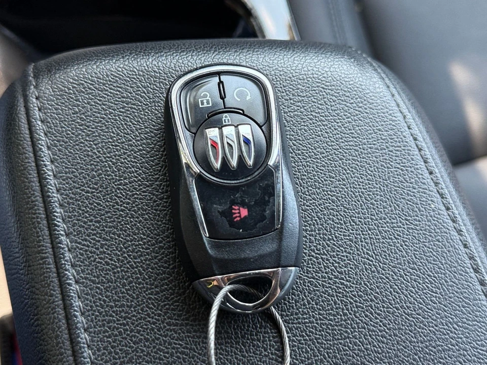 2025 Buick - Image 22 of 31