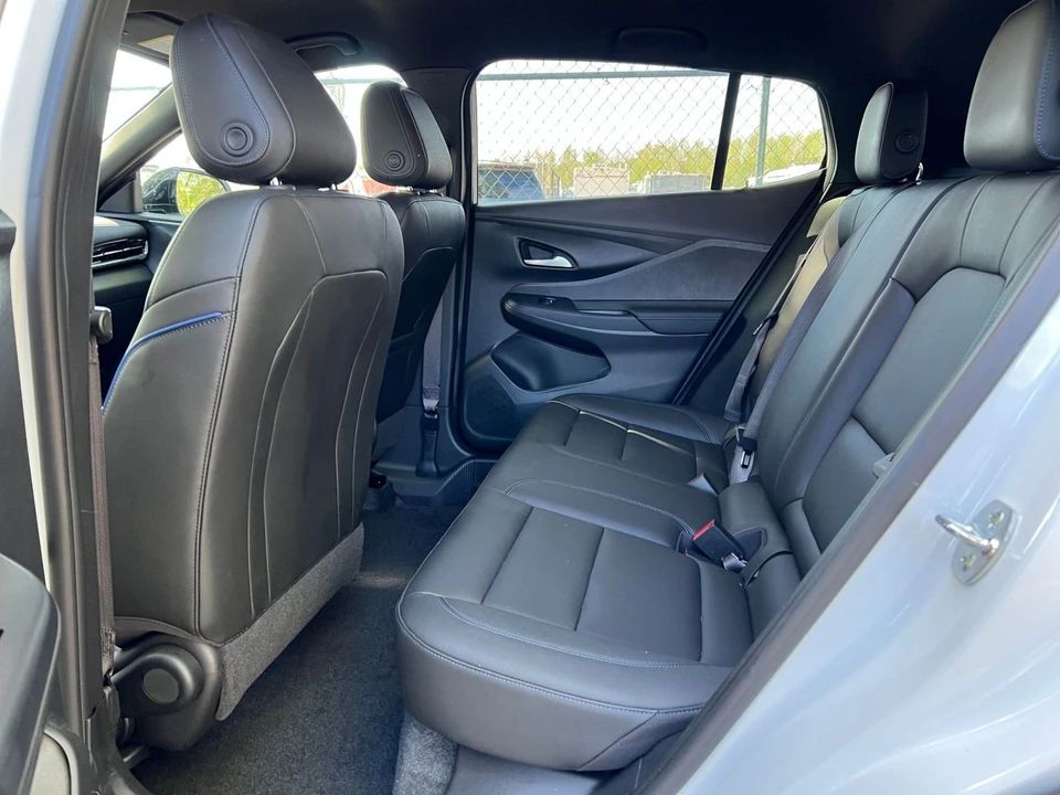 2025 Buick - Image 26 of 31