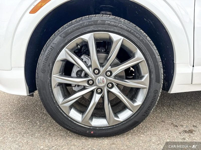 2025 Buick Encore GX - Image 9 of 20