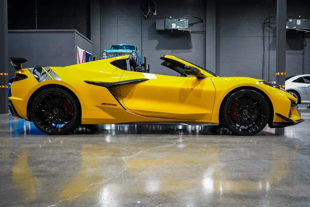 2025 Chevrolet Corvette C8 Z06 - Image 6 of 21