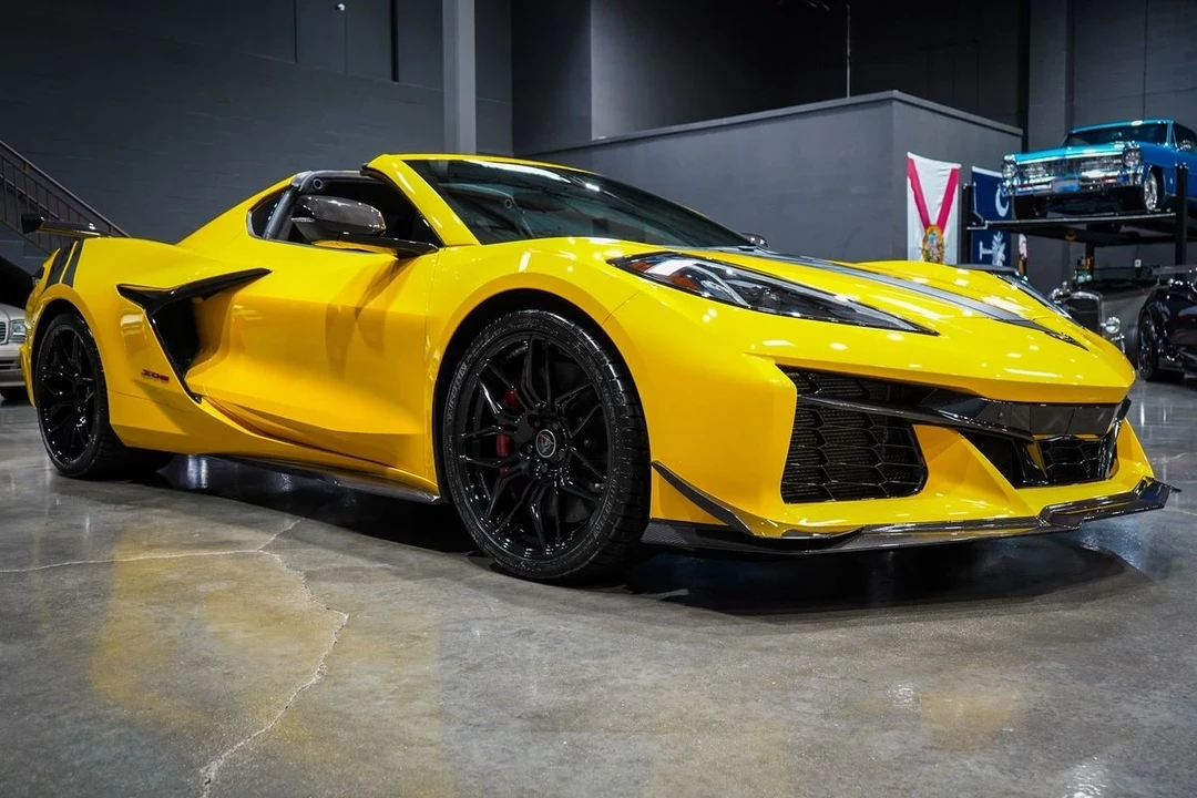 2025 Chevrolet Corvette C8 Z06 - Image 7 of 21