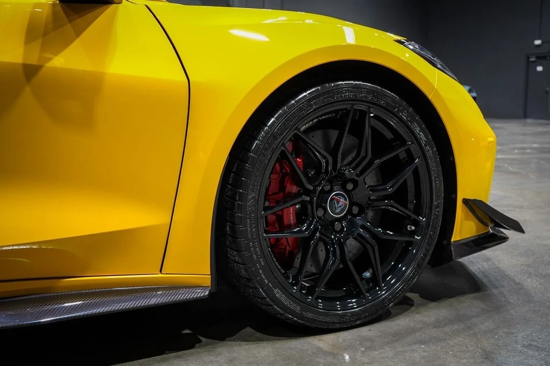 2025 Chevrolet Corvette C8 Z06 - Image 15 of 21