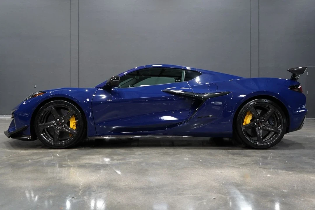 2025 Chevrolet Corvette C8 Z06 - Image 20 of 21