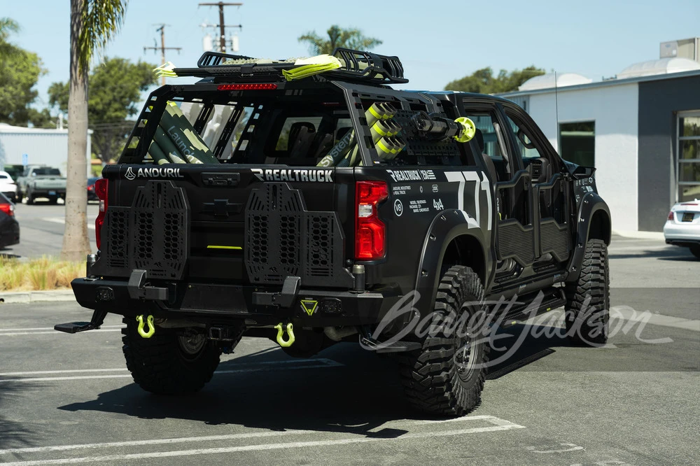2025 Chevrolet Silverado 4th Gen - Image 15 of 31