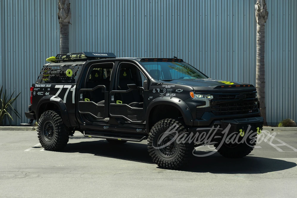 2025 Chevrolet Silverado 4th Gen - Image 30 of 31