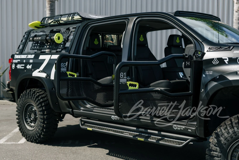 2025 Chevrolet Silverado 4th Gen - Image 18 of 31