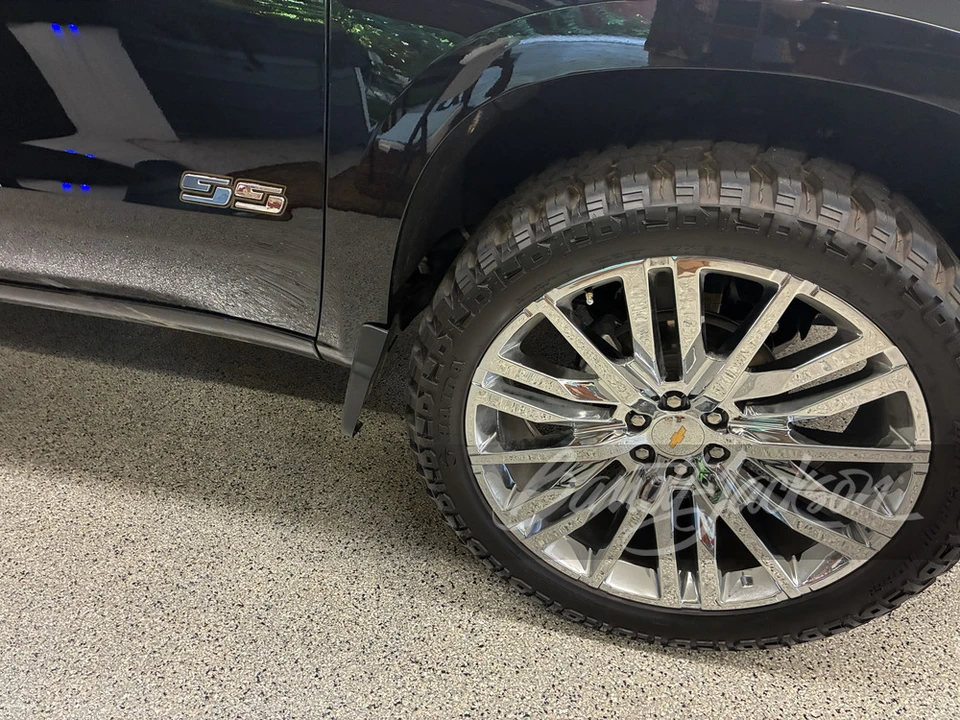 2025 Chevrolet Silverado 4th Gen - Image 18 of 20