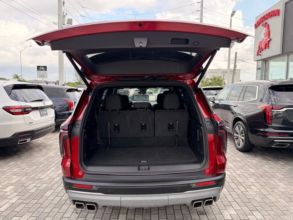 2025 Chevrolet Traverse - Image 7 of 21