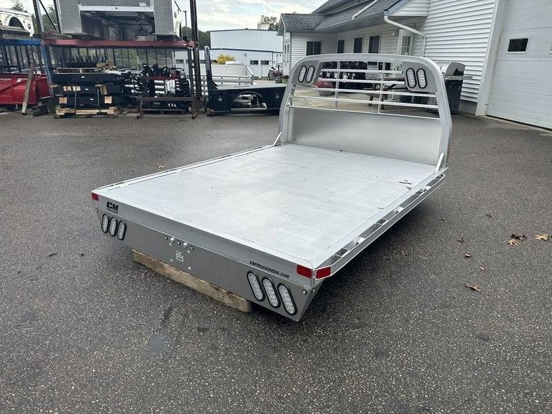 2025 Parts & Memorabilia Bodywork - Image 4 of 5