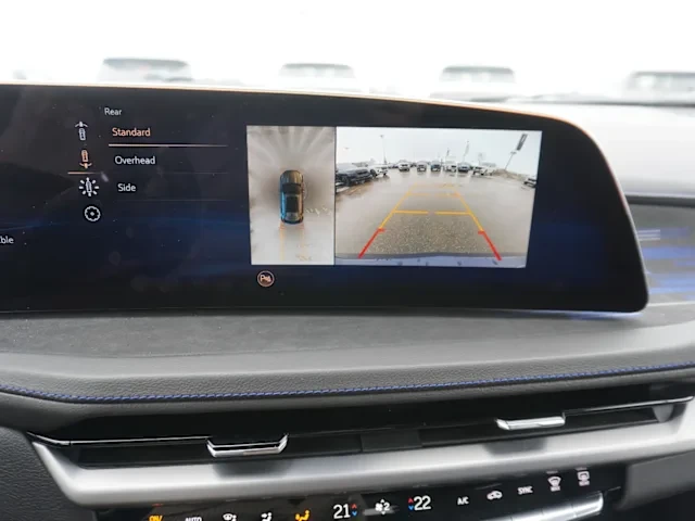 2025 Cadillac XT4 - Image 14 of 14