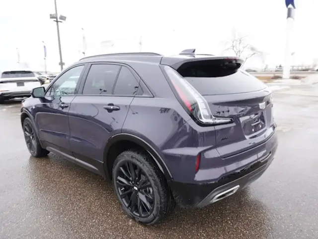 2025 Cadillac XT4 - Image 5 of 14