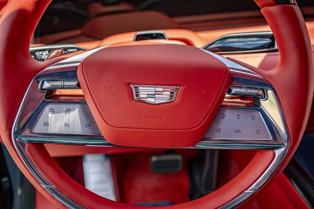 2025 Cadillac Celestiq - Image 30 of 31
