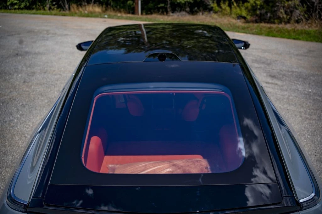 2025 Cadillac Celestiq - Image 15 of 31