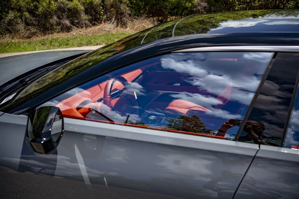 2025 Cadillac Celestiq - Image 17 of 31