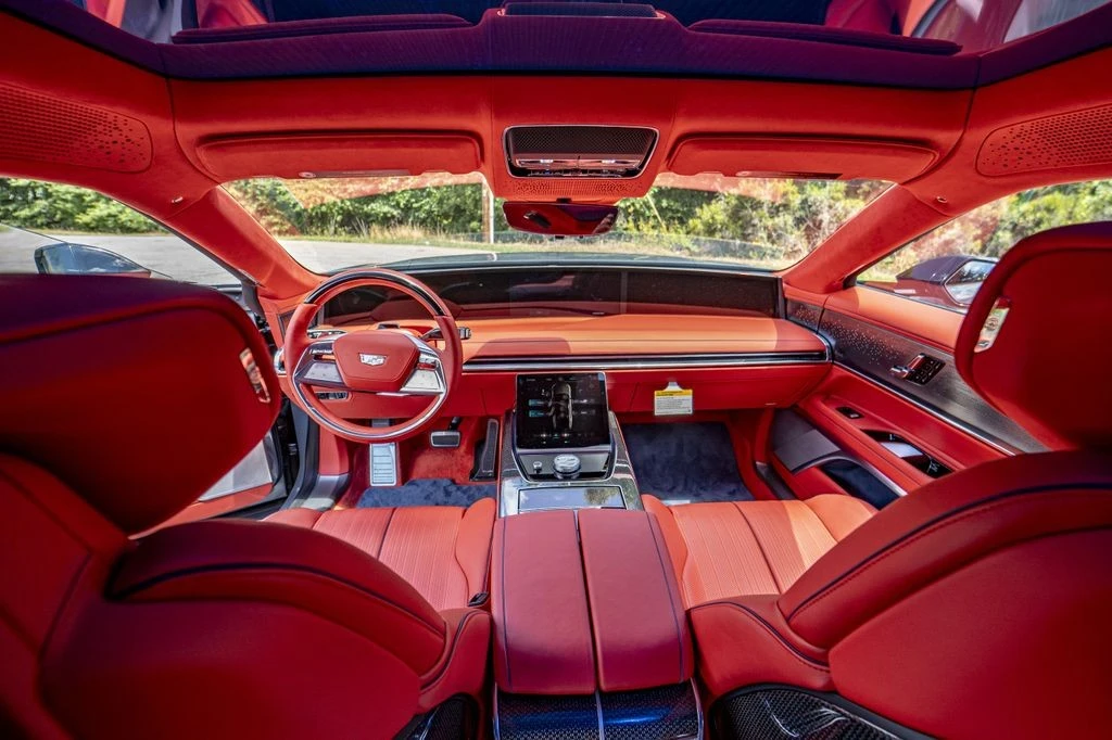 2025 Cadillac Celestiq - Image 24 of 31