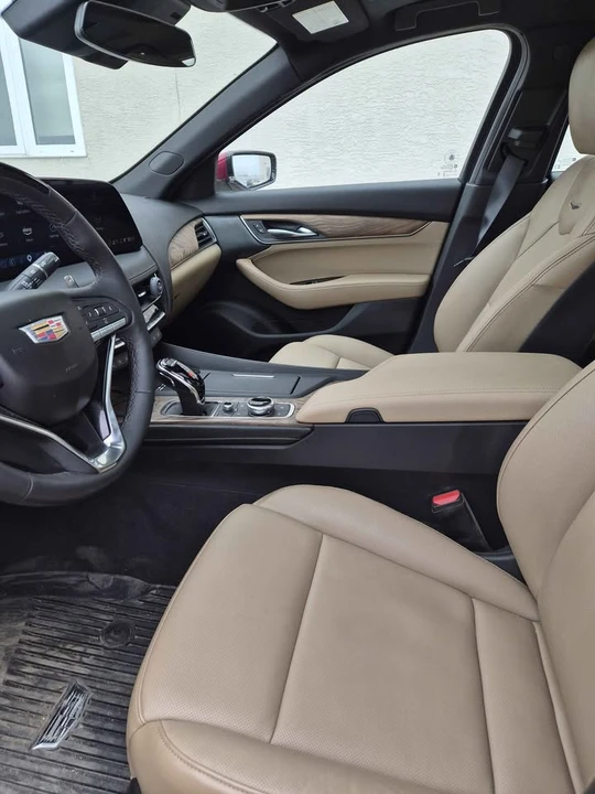 2025 Cadillac CT5 - Image 5 of 13