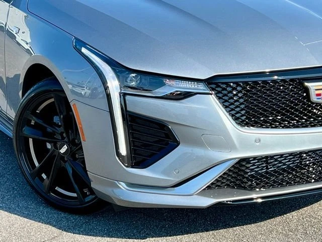 2025 Cadillac CT4 - Image 10 of 20