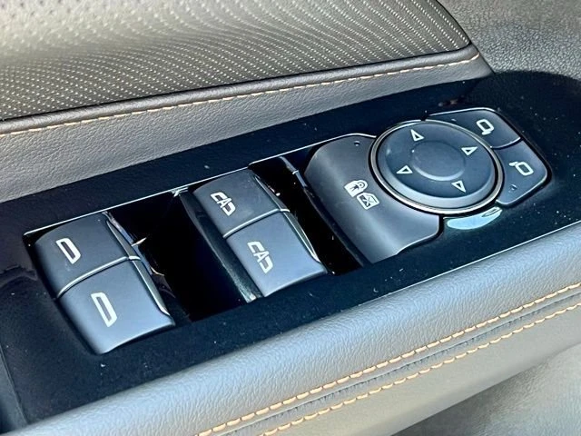 2025 Cadillac CT4 - Image 16 of 20