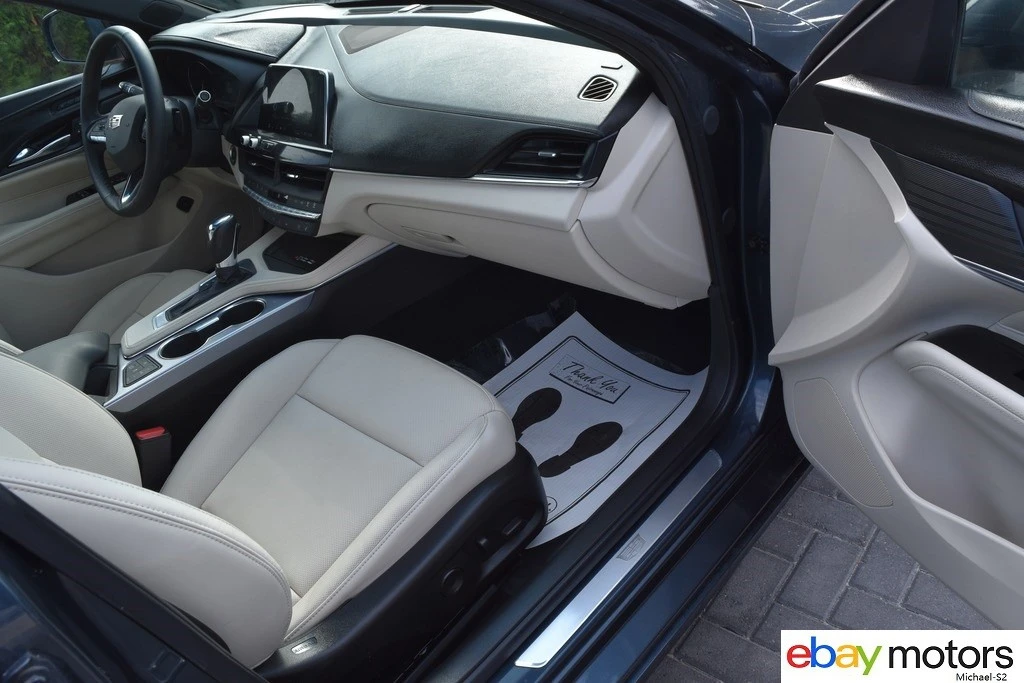 2025 Cadillac CT4 - Image 15 of 24