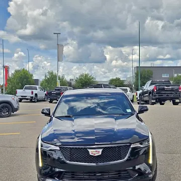 2025 Cadillac CT4 Luxury