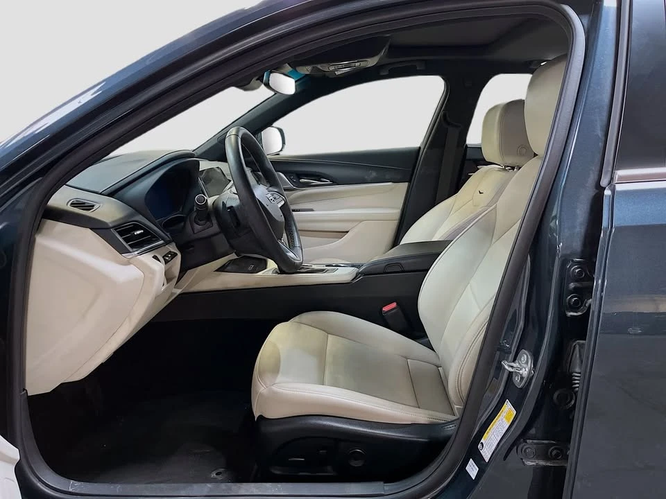 2025 Cadillac CT4 - Image 9 of 11