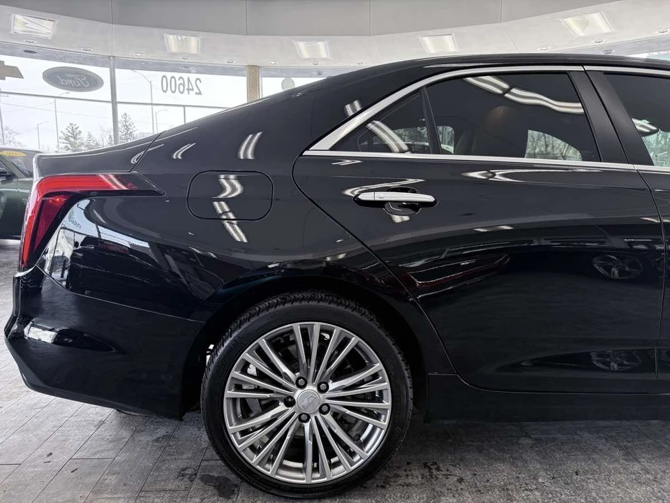 2025 Cadillac CT4 - Image 8 of 12