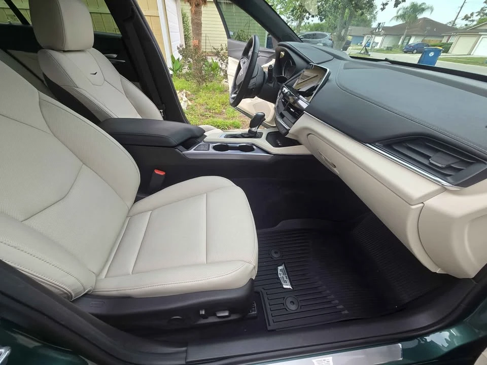 2025 Cadillac CT4 - Image 9 of 20