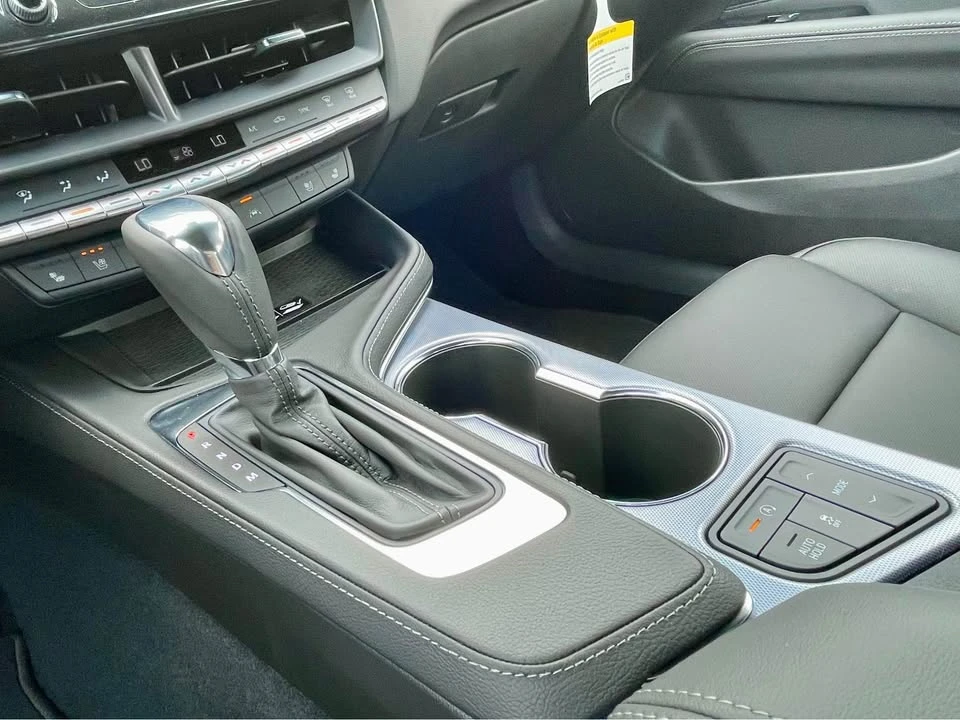 2025 Cadillac CT4 - Image 9 of 10