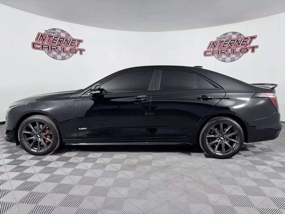 2025 Cadillac CT4-V - Image 4 of 19