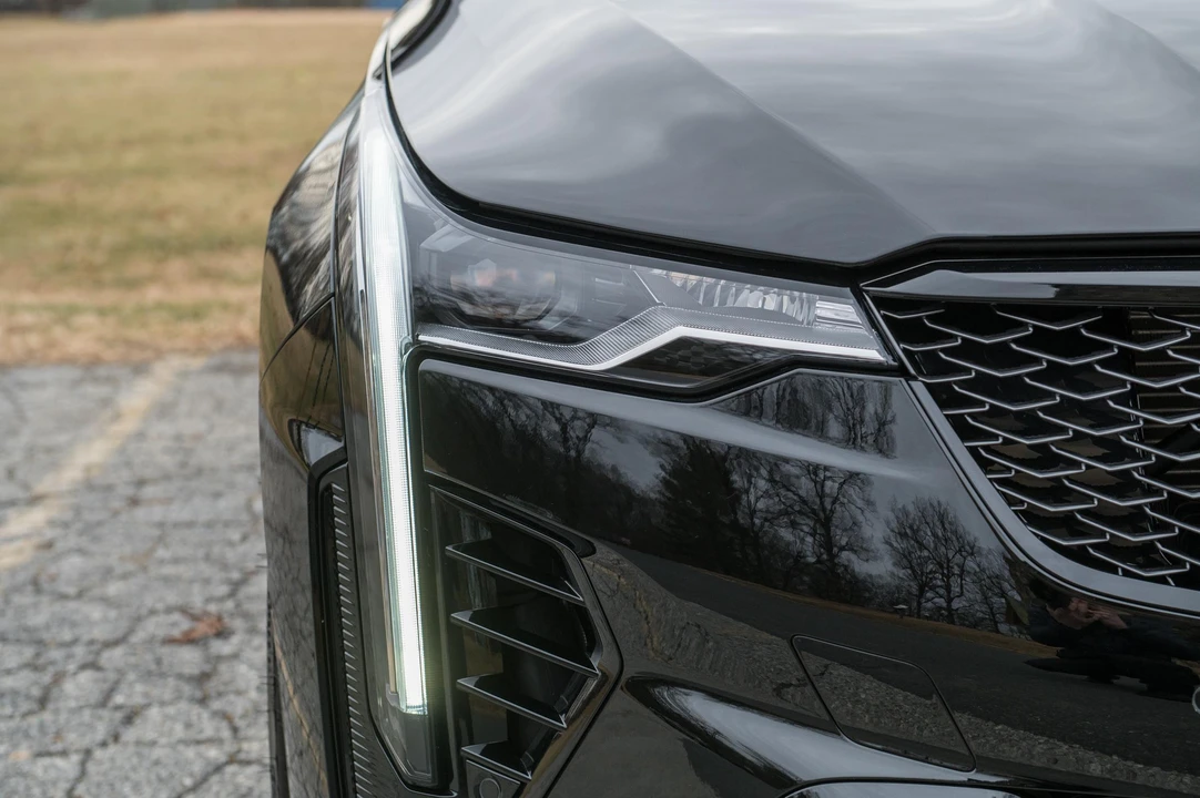 2025 Cadillac CT4-V Blackwing - Image 20 of 31