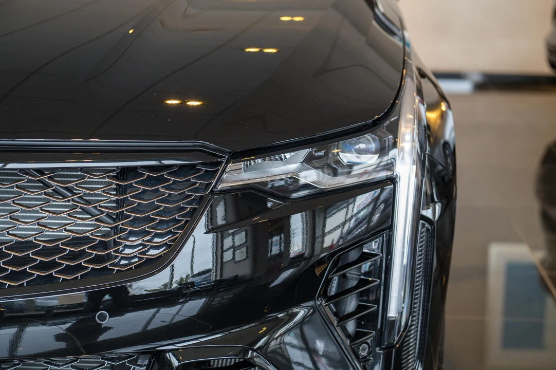 2025 Cadillac CT4-V Blackwing - Image 22 of 31