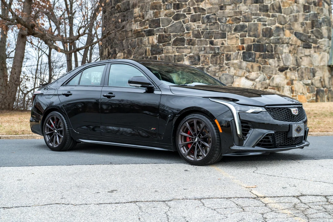 2025 Cadillac CT4-V Blackwing - Image 10 of 31