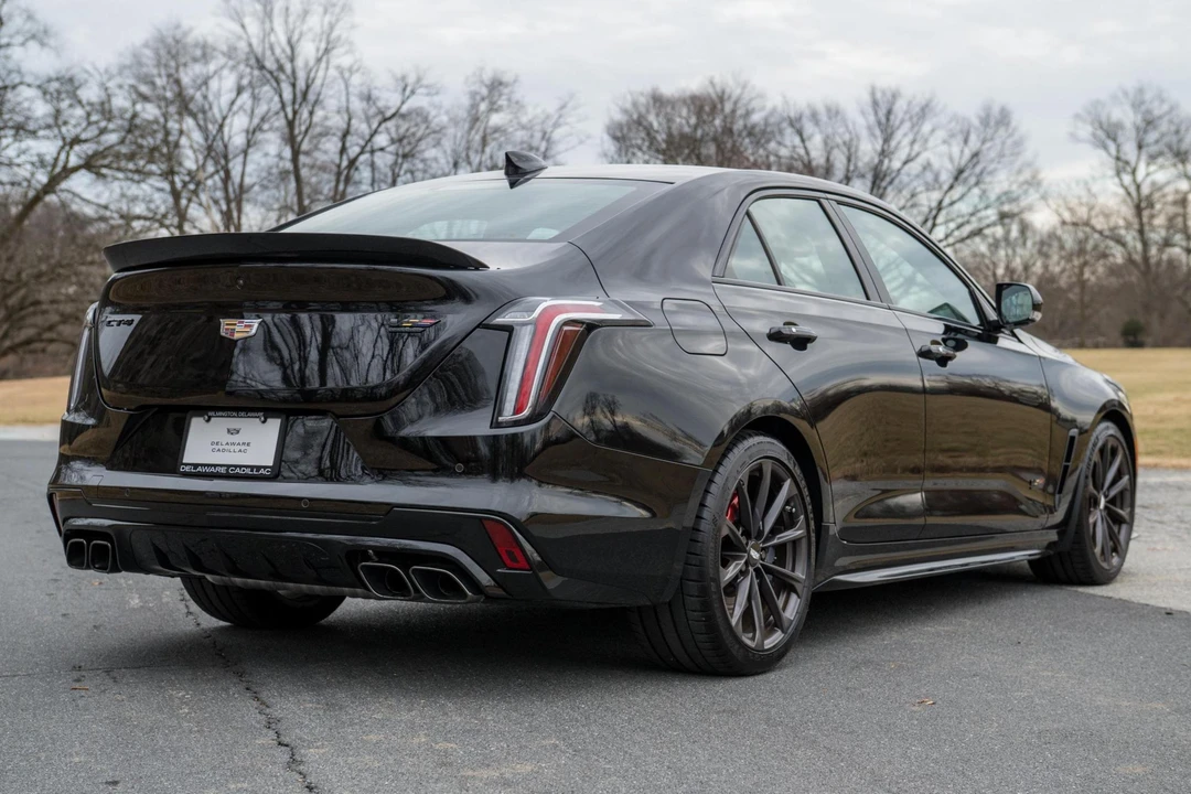 2025 Cadillac CT4-V Blackwing - Image 4 of 31
