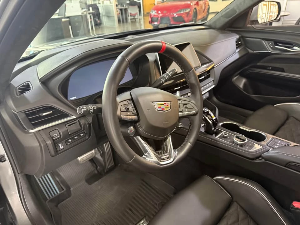 2025 Cadillac CT4-V Blackwing - Image 2 of 7