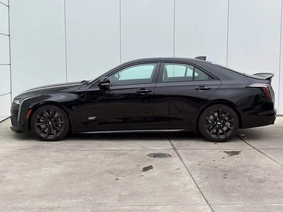 2025 Cadillac CT4-V Blackwing - Image 4 of 7