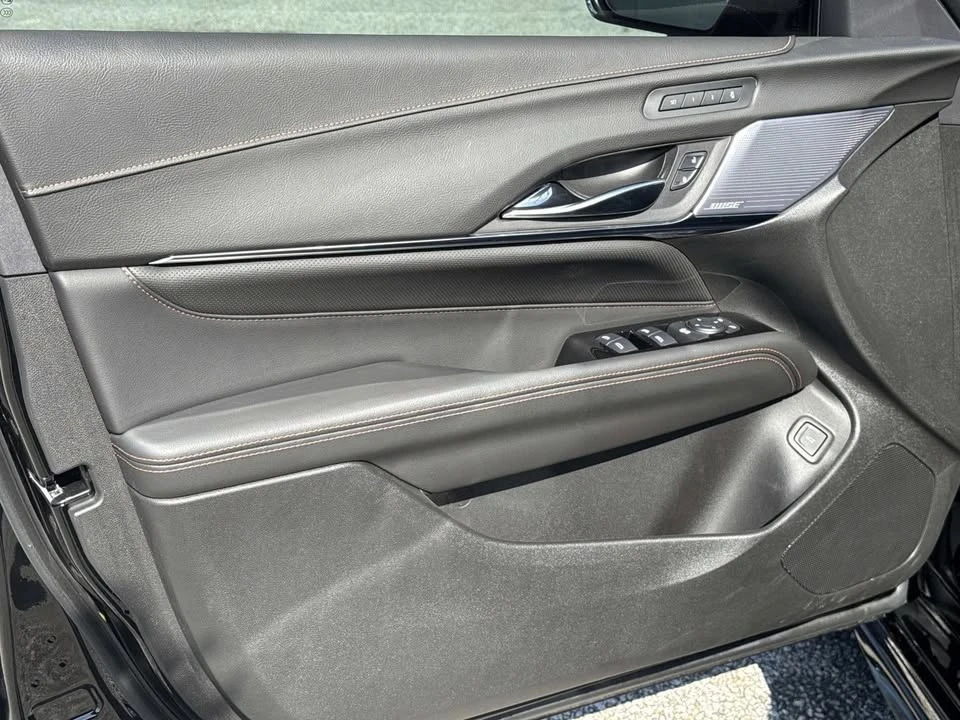 2025 Cadillac CT4-V - Image 18 of 20