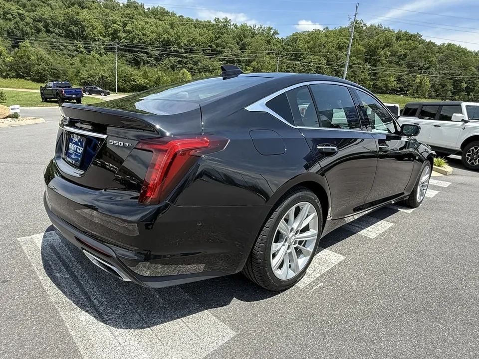 2025 Cadillac CT5 - Image 5 of 20