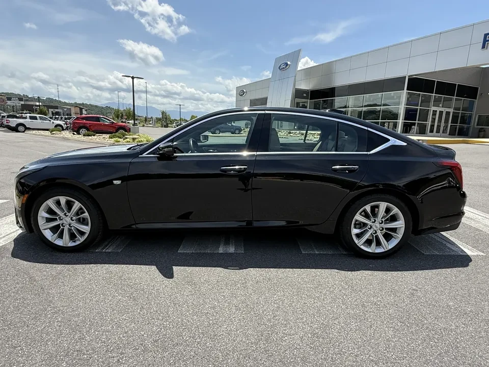 2025 Cadillac CT5 - Image 8 of 20