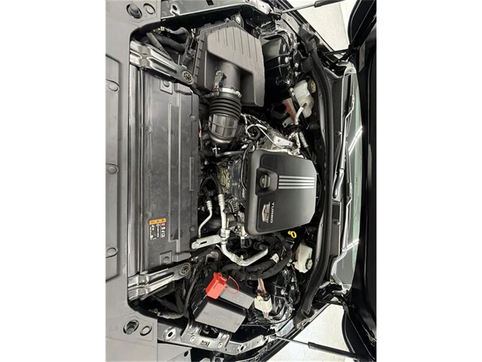 2025 Cadillac CT5 - Image 9 of 16