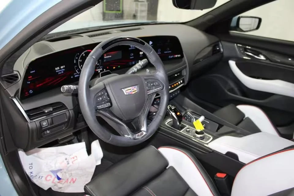 2025 Cadillac CT5-V Blackwing - Image 10 of 12