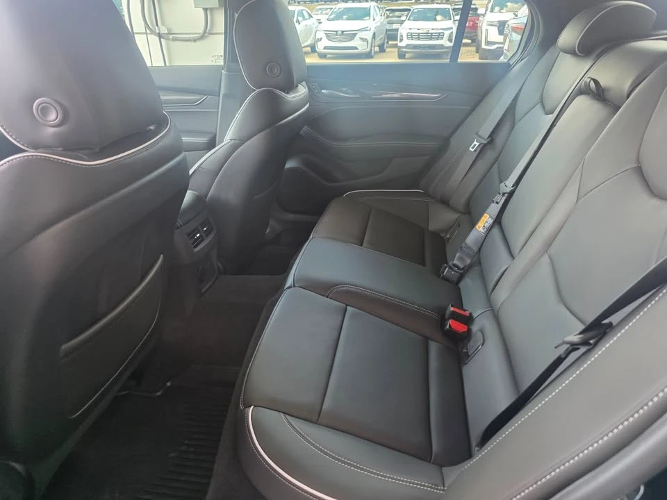 2025 Cadillac CT5-V Blackwing - Image 7 of 10