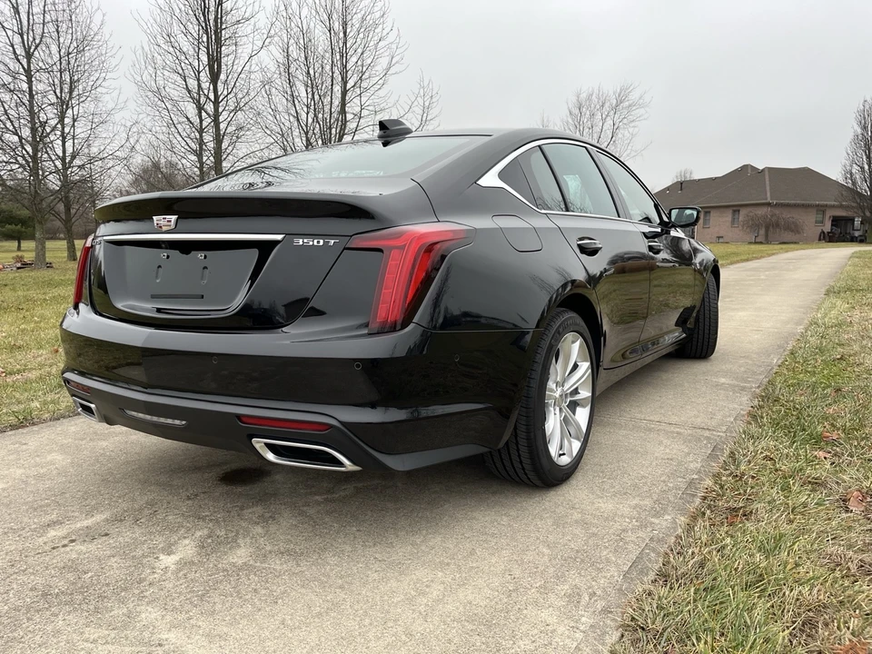 2025 Cadillac CT5 - Image 3 of 21