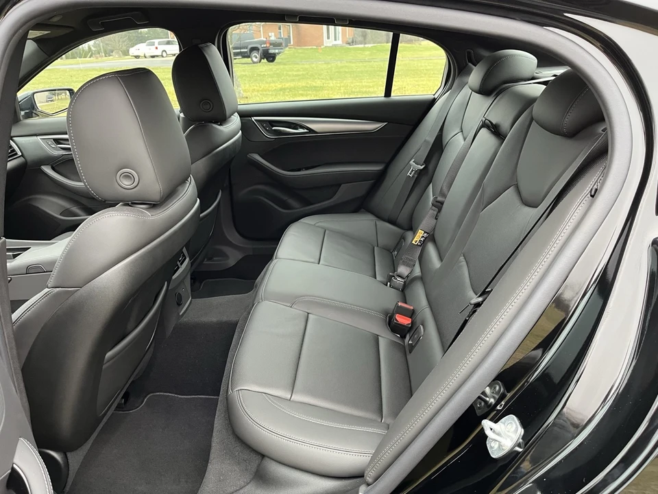 2025 Cadillac CT5 - Image 15 of 21