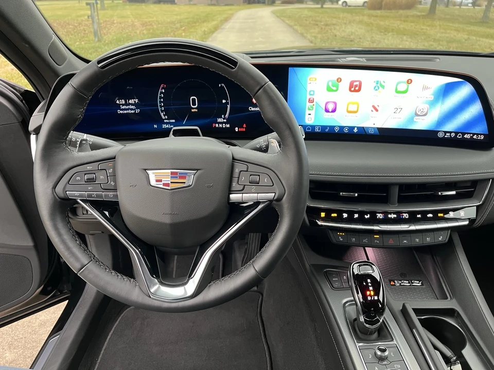 2025 Cadillac CT5 - Image 17 of 21