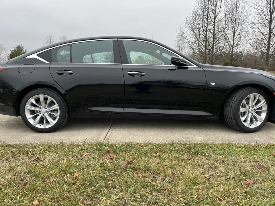 2025 Cadillac CT5 - Image 8 of 21
