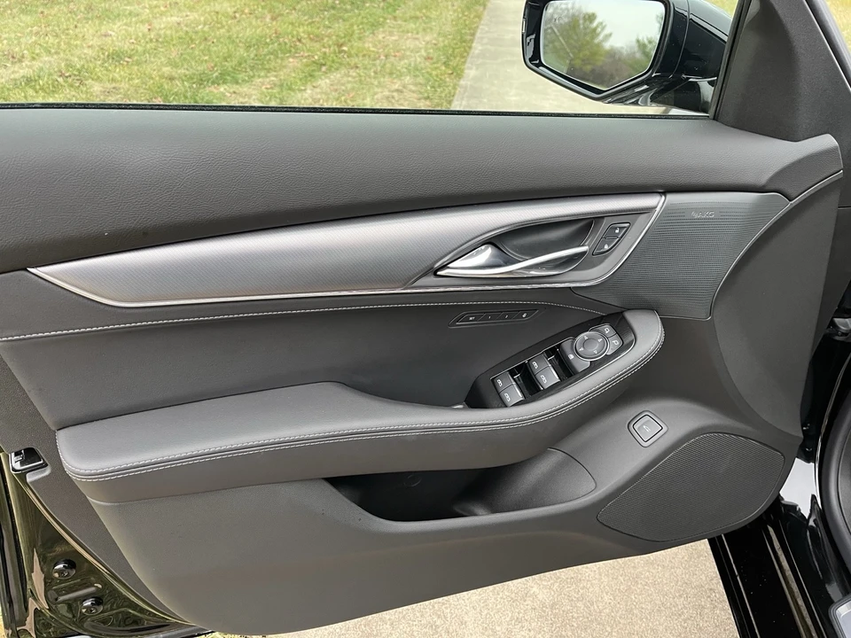 2025 Cadillac CT5 - Image 16 of 21