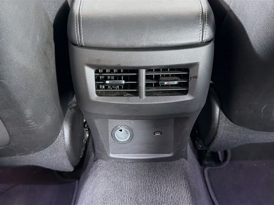 2025 Cadillac CT5 - Image 29 of 31